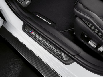 BMW M3 i BMW M4 Coup&eacute; z akcesoriami M Performance Parts